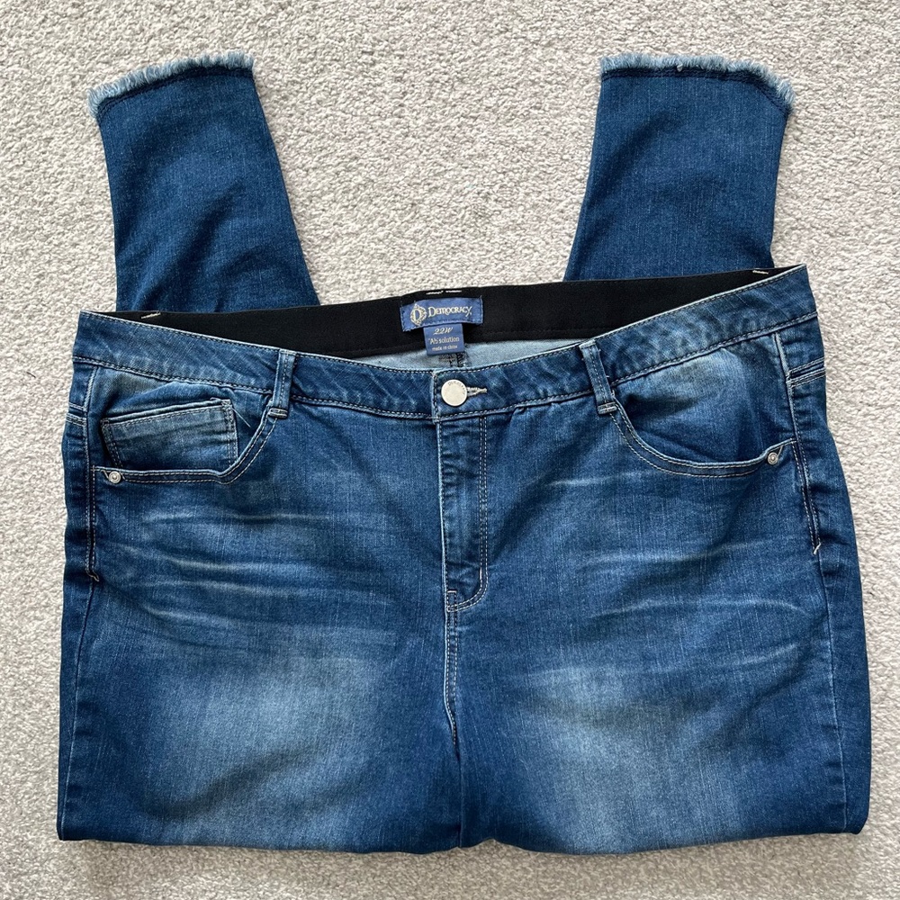 NWOT Democracy Womans Plus Size Jeans Size 22W